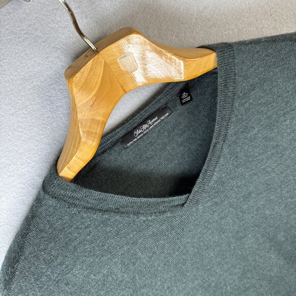 Saks Fifth Avenue V-Neck 100% Extra Fine Merino Wool‎ Sweater Mens Size L Luxury - Picture 1 of 9